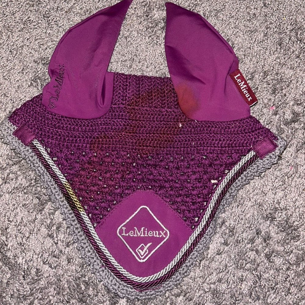 Lemieux Purple Fly Bonnet